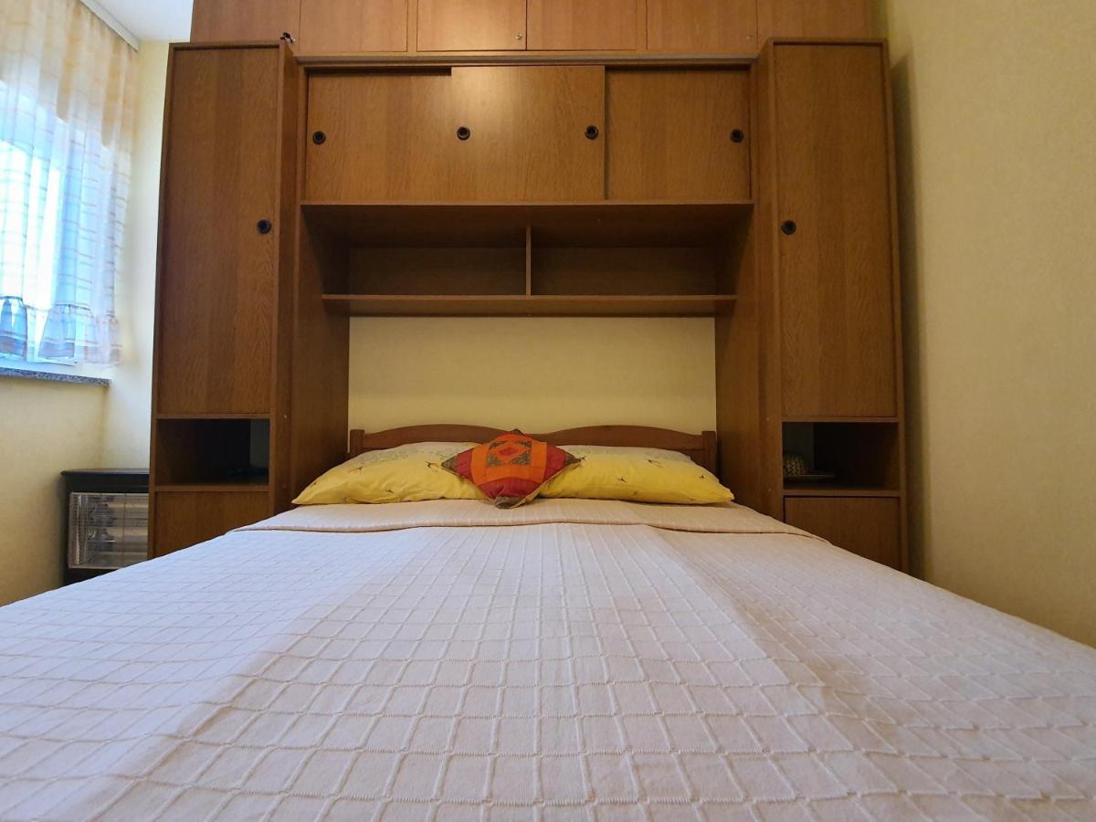 Apartments Coral Novalja Ngoại thất bức ảnh