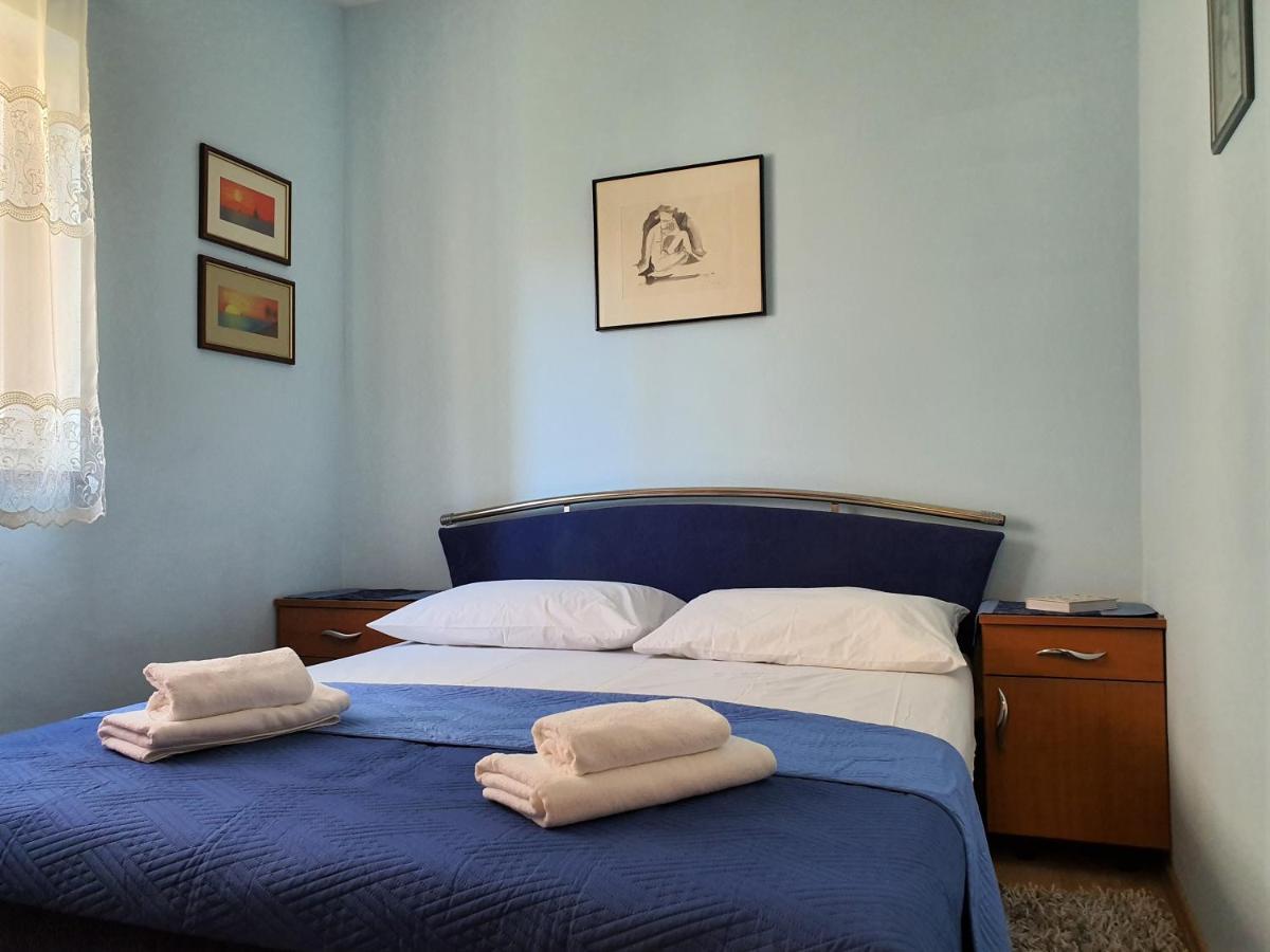 Apartments Coral Novalja Ngoại thất bức ảnh